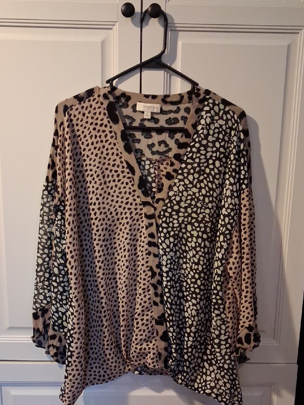 Umgee Mixed Animal Print V-Neck Blouse - Beige & Black
